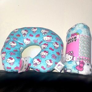 Hello kitty blanket & neck pillow NEW